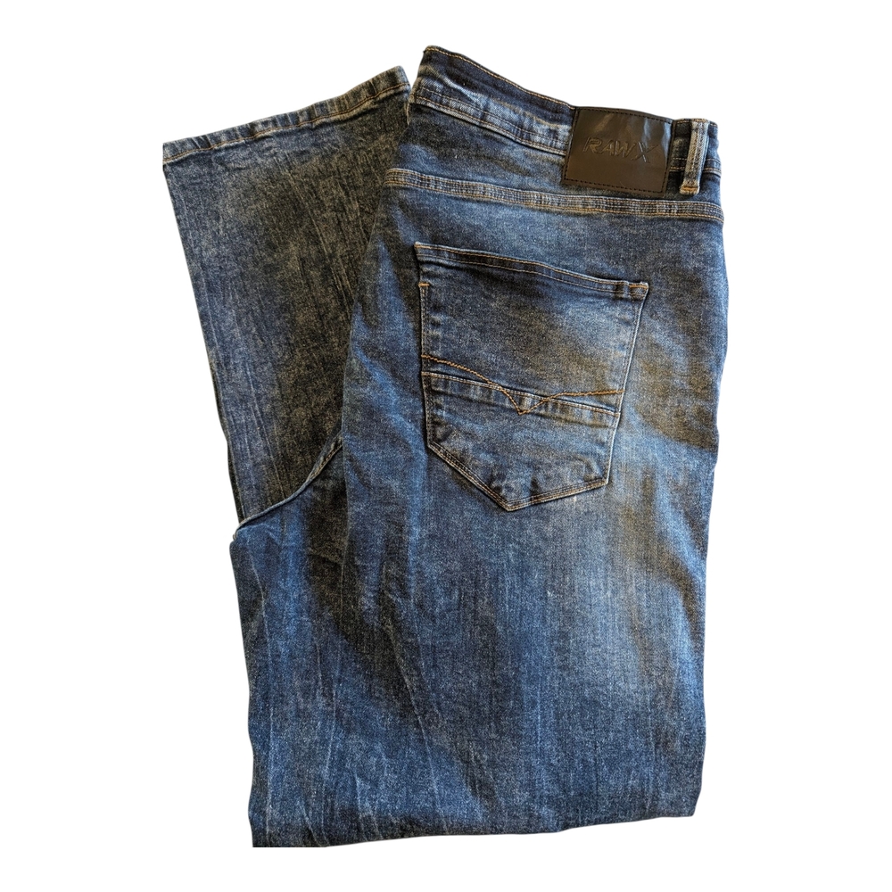 Stylish Denim Straight-Leg Jeans for Men